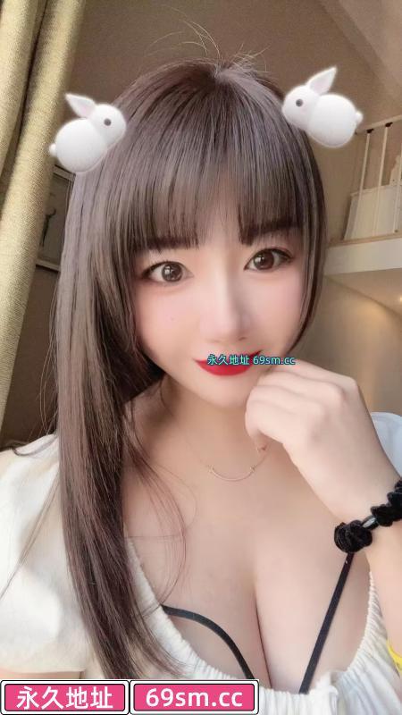 玄武大胸妹子