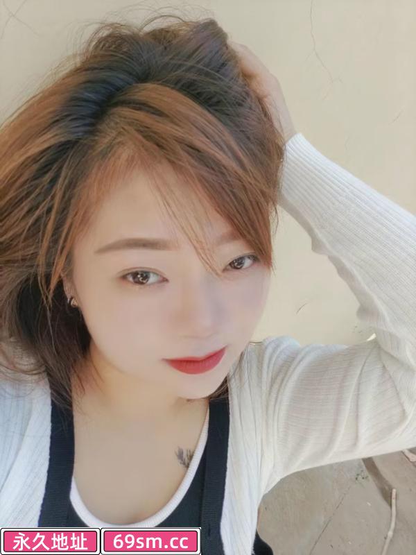 合肥新世界公馆美女