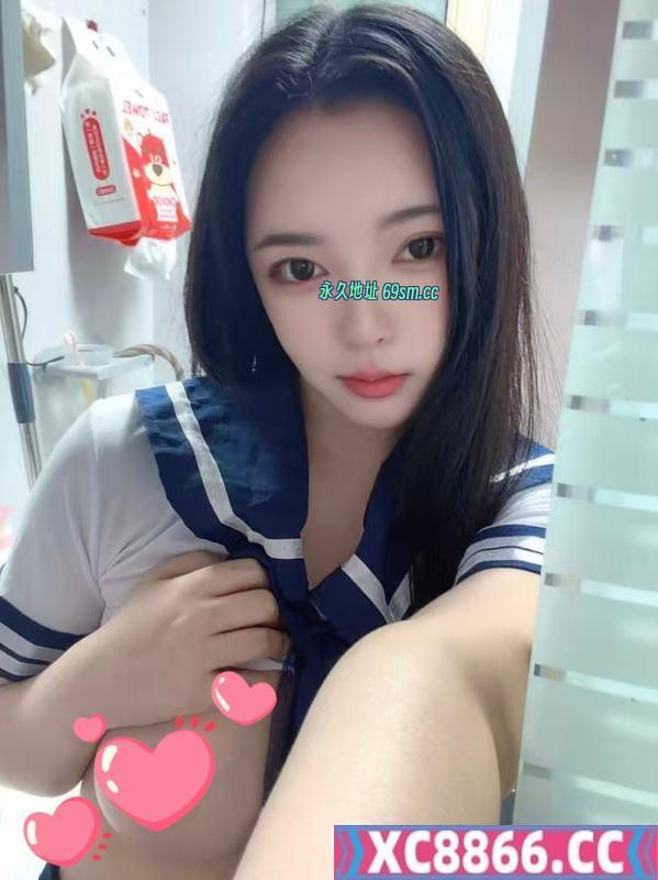 制服诱惑大胸