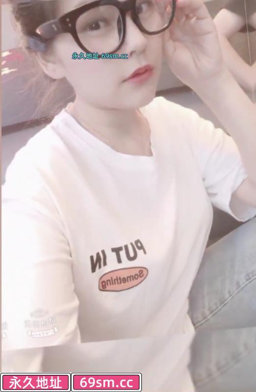 纯情皮肤白嫩