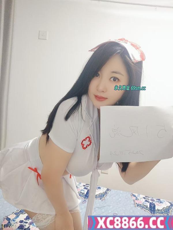 百变魔女贝贝
