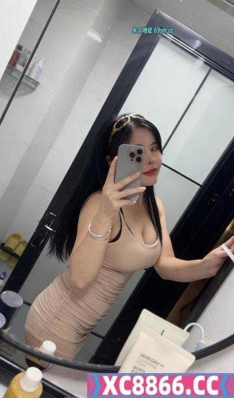 服务控大胸骚妇