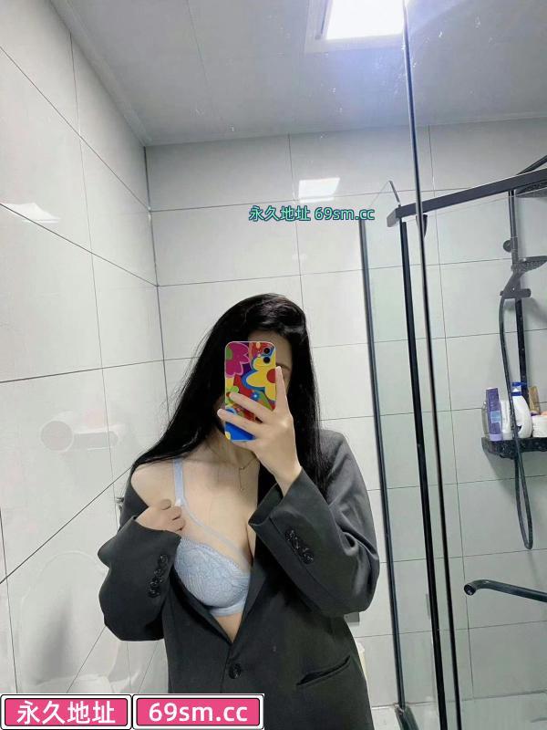 皇姑微胖女孩