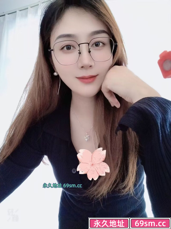 大长腿风骚老师