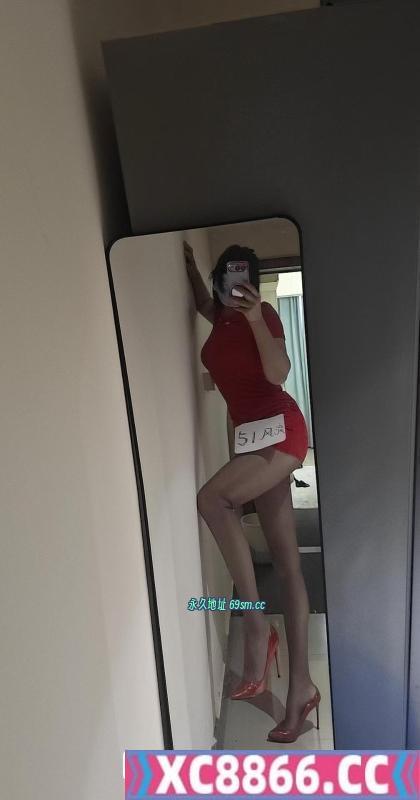 大屁股姐姐