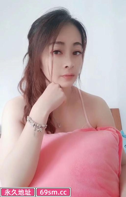 秦淮清秀小姐姐