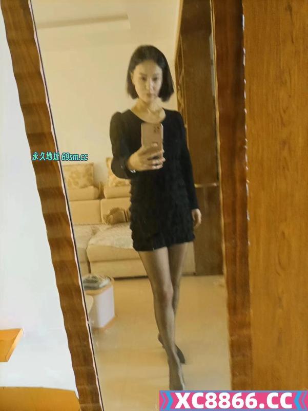 高挑熟妇