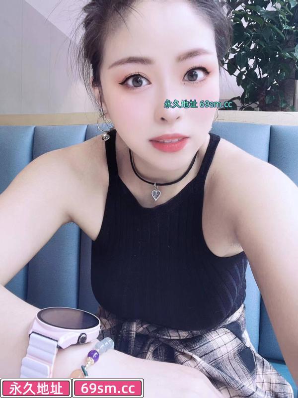 舔蛋女王高手