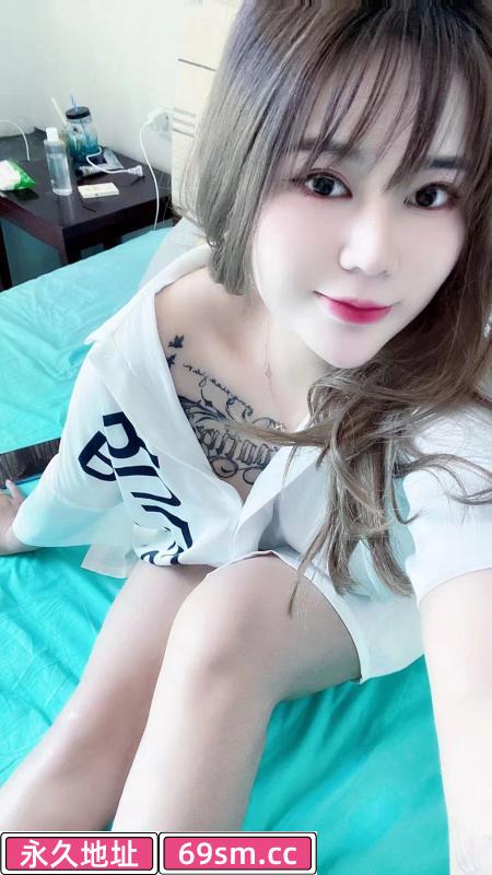 汉阳苗族小妹