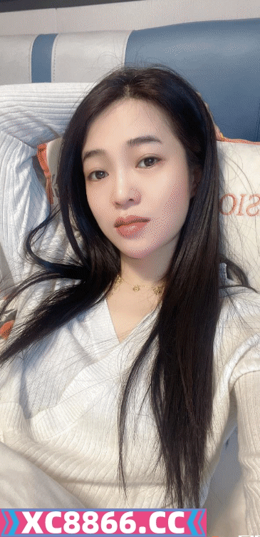 身材娇小燕子