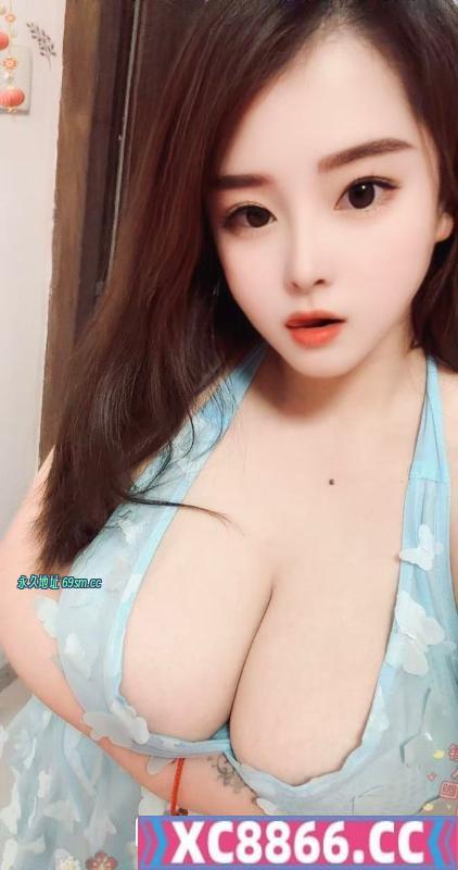 爆乳骚女友妮子