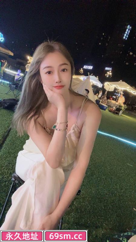 舒爽大熊女友感妹子