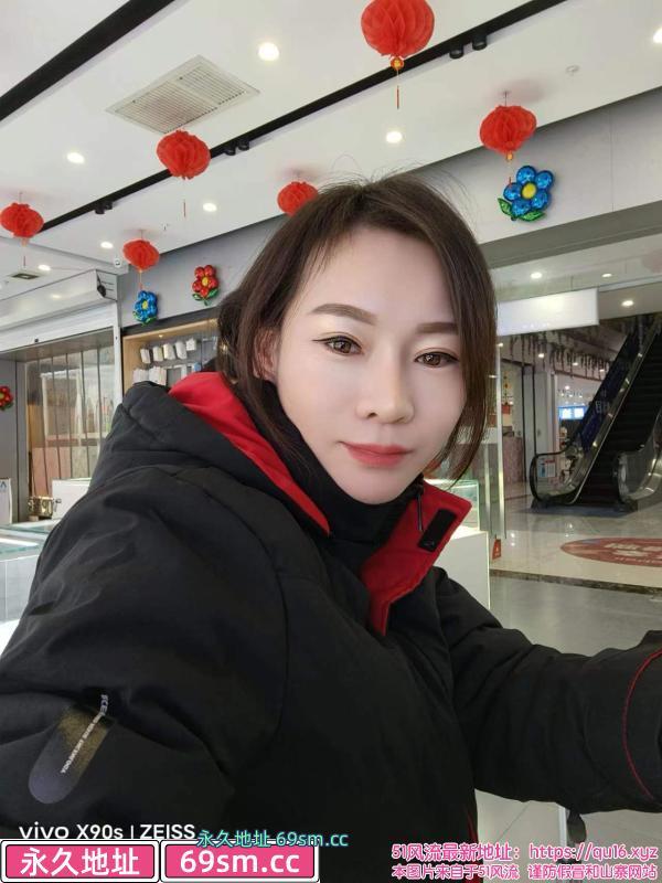 茂密粉嫩鲍鱼