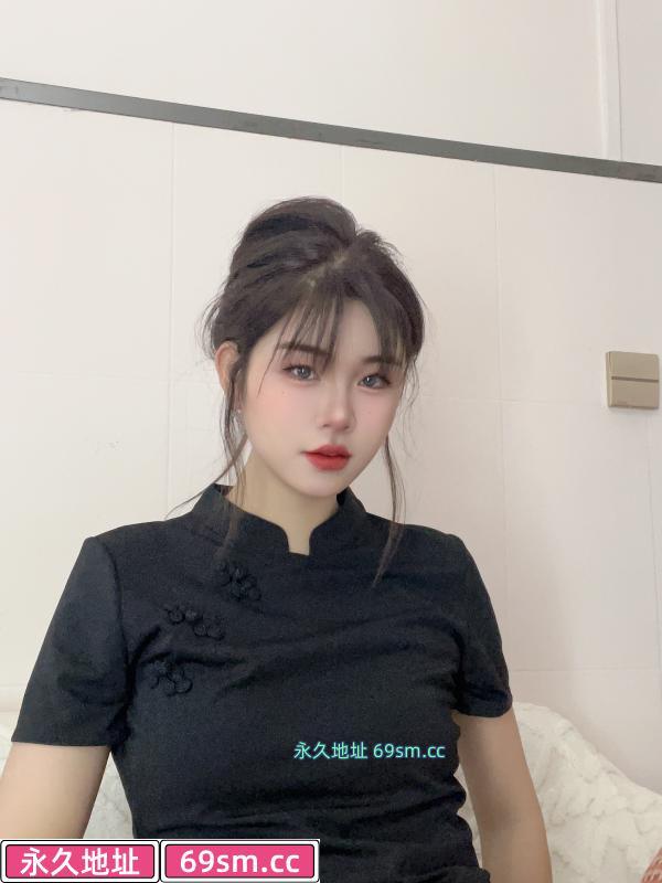 南山高挑美女倪妮