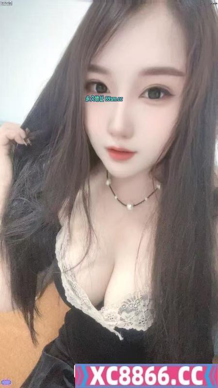 丰满大胸少妇