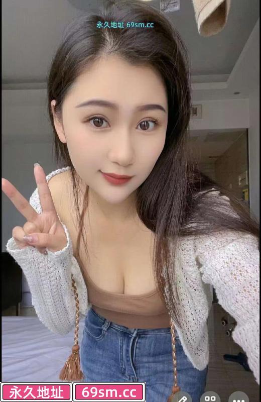颜值小美女诗宝