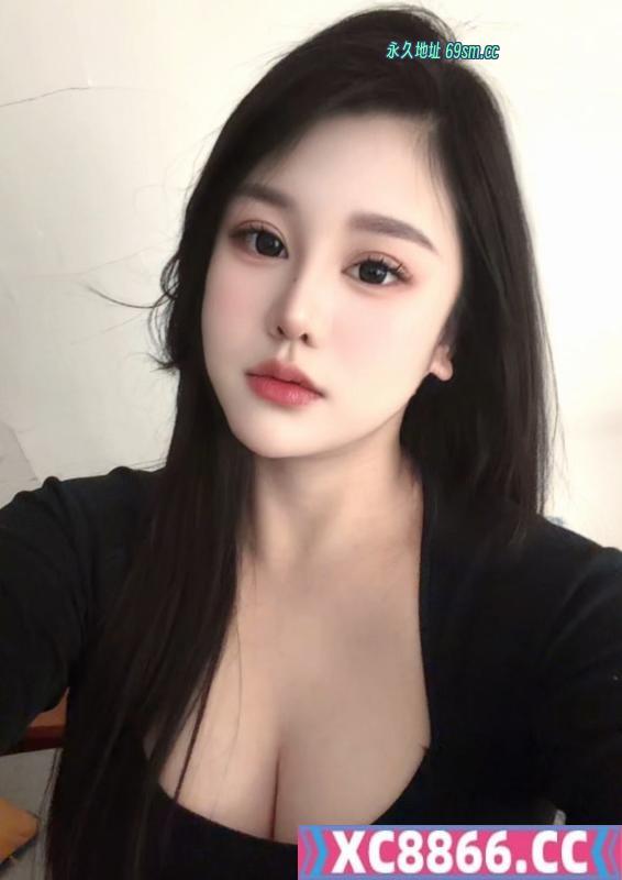 秦淮巨乳美女