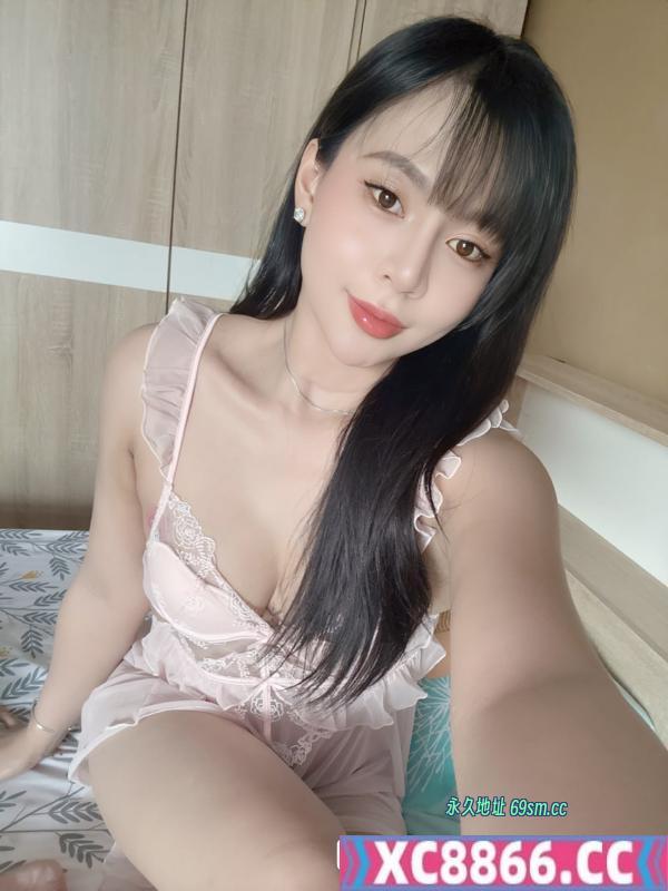 肤白性感少妇