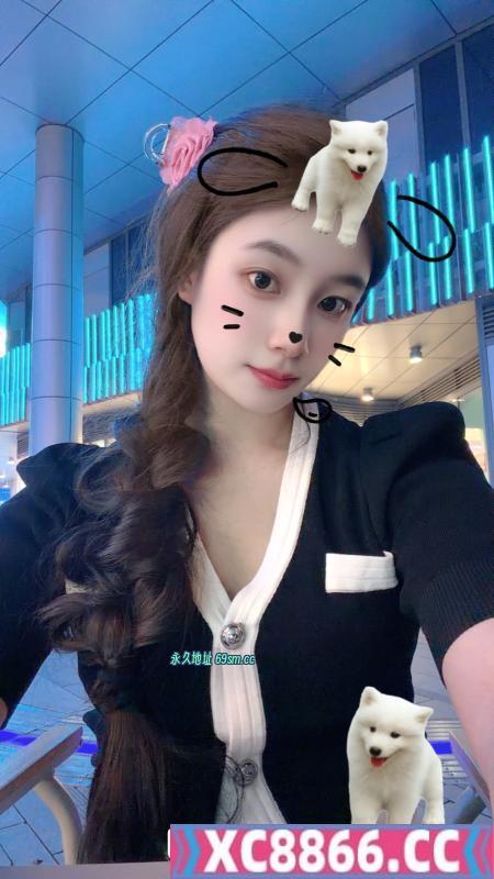园区可爱漂亮女孩