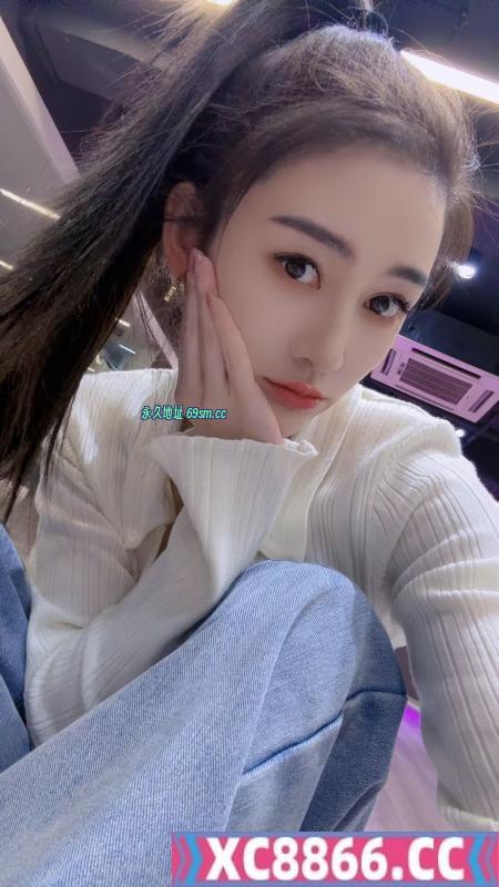 颜值身材在线的小姐姐