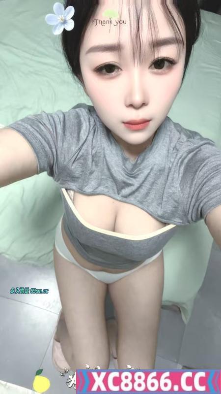 白嫩多汁骚少妇