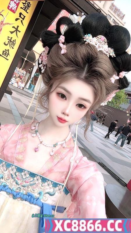 性价比女菩萨菲菲