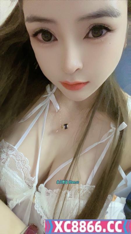 二刷武侯骚妹子小爱茜
