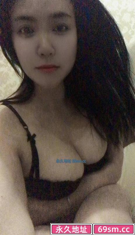 无限火大奶少妇
