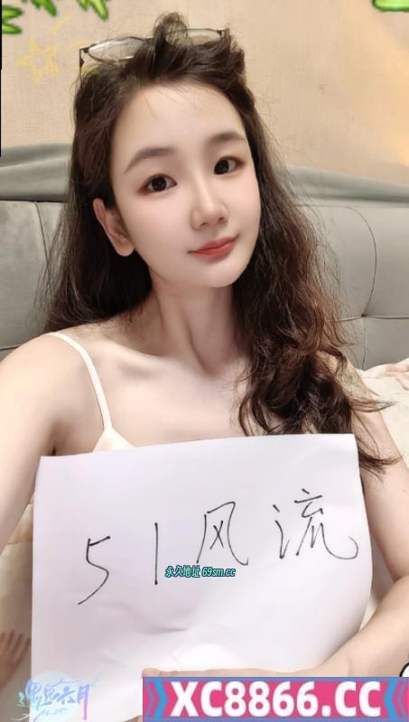 黄浦江苏小姐姐