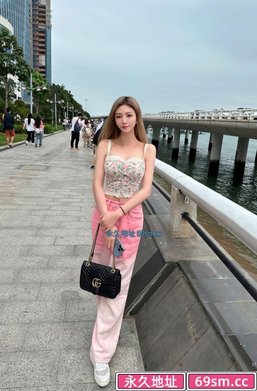 思明区颜值身材系美女