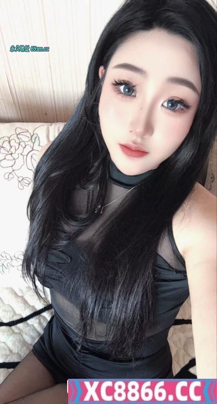 巨乳小骚货