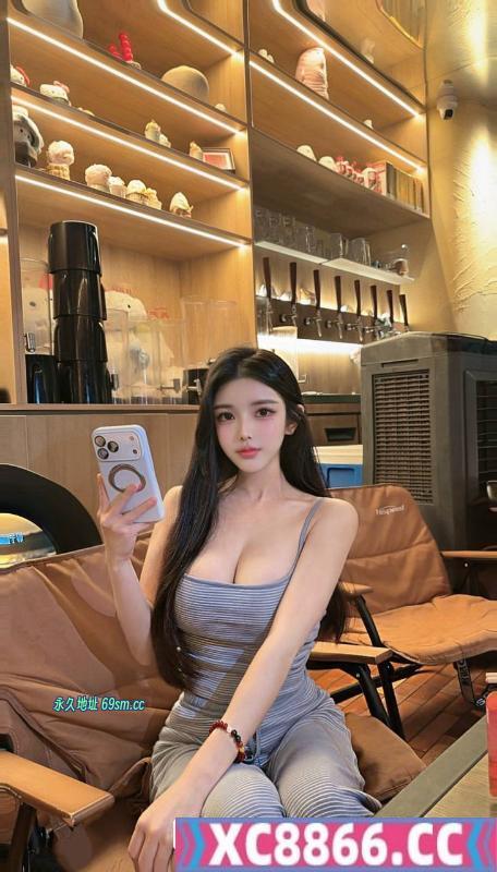 长相甜美女友感甜甜