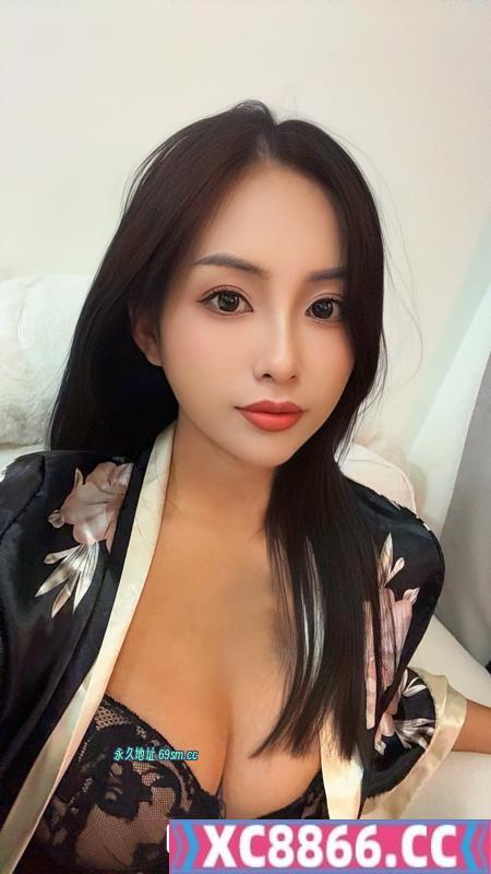 黑皮性感御姐