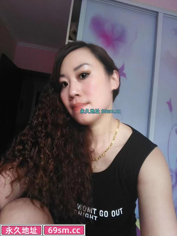 中街路少妇梅子