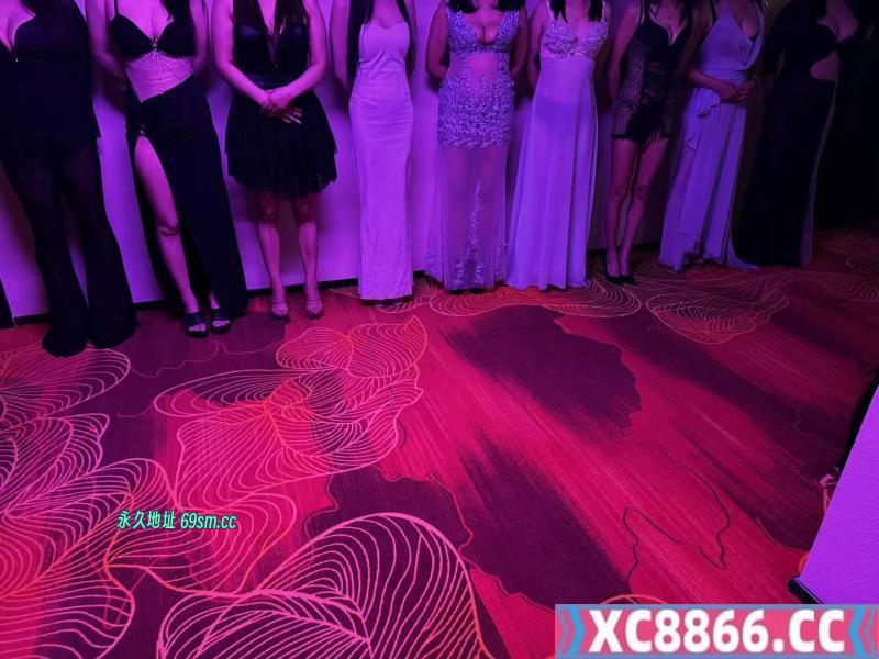 嫩模T台海选