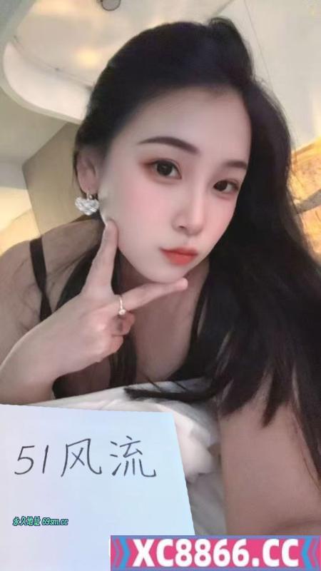 婉儿很迷人