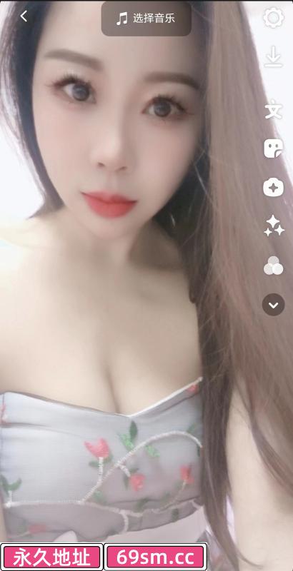 南开美腿小姐姐