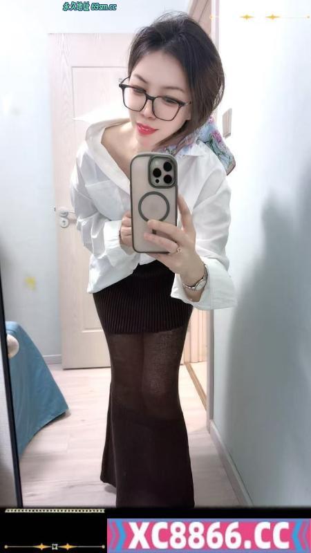 铁西眼镜长腿轻熟少妇