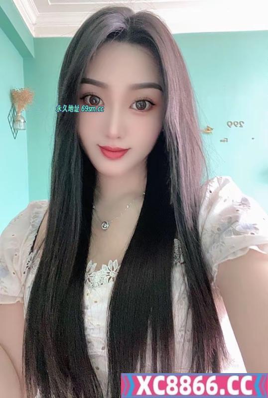 西湖艳舞月月