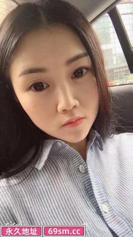 建邺大胸妹