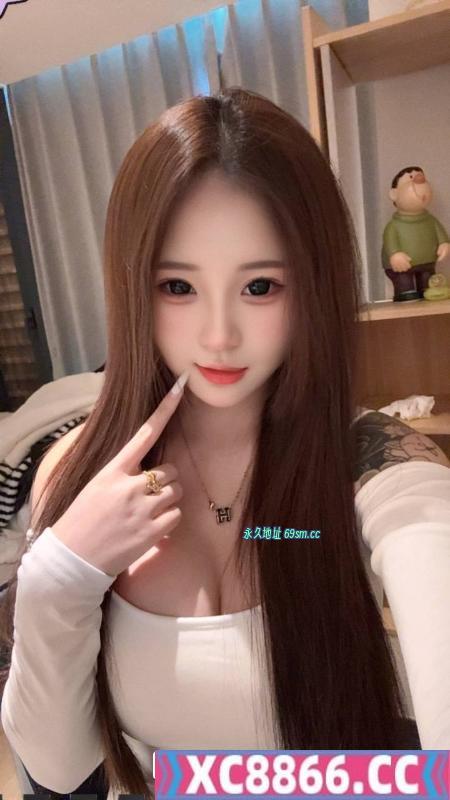金水花臂水多多嫩妹