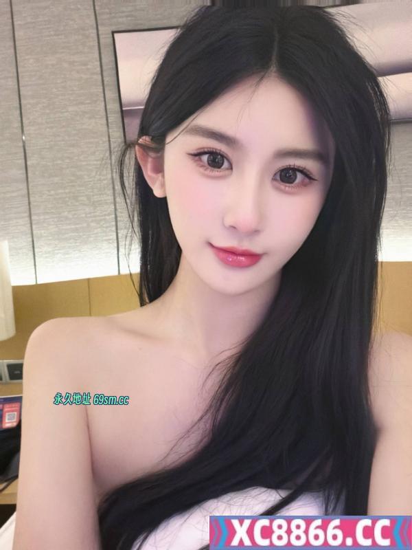 情趣诱惑丝足御姐cc