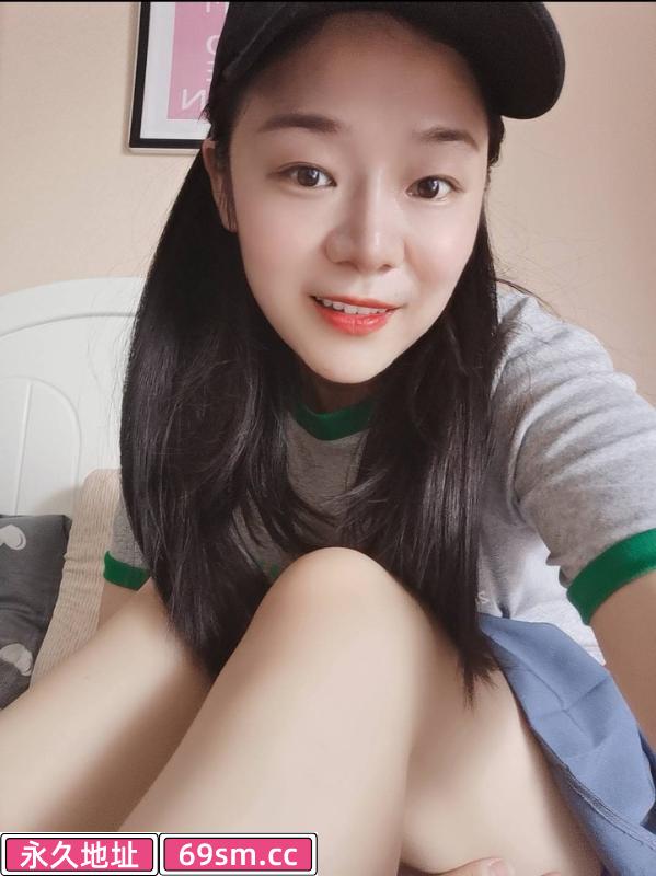 大屯居家微胖舞蹈少妇