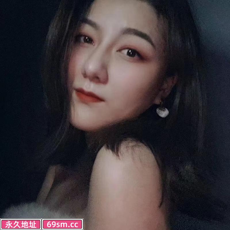 混血小胖妹