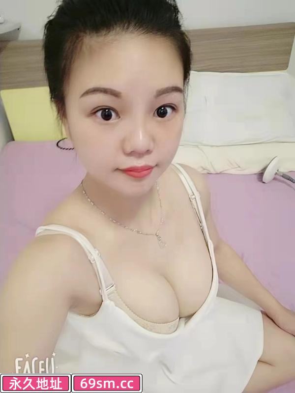 宝安大奶童童