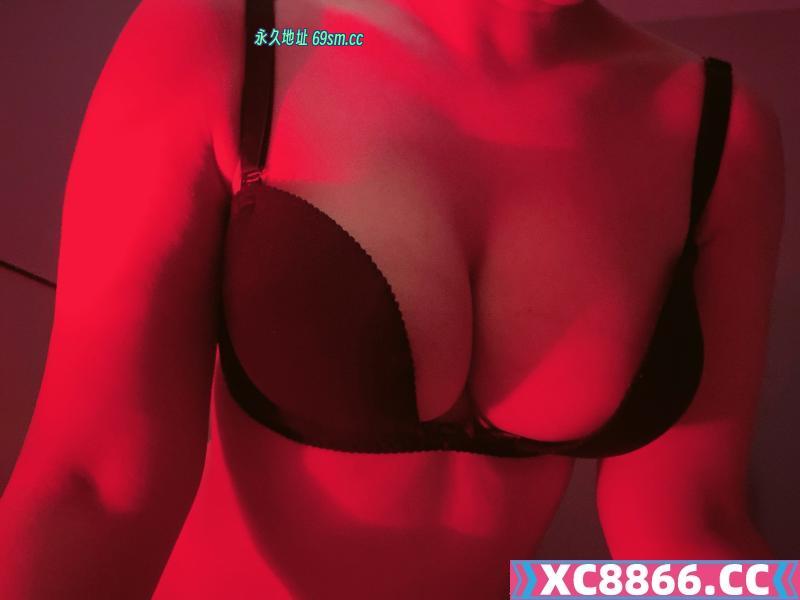 普陀大胸潮喷女郎