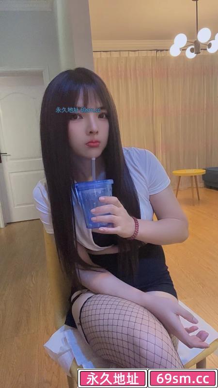 甜美系小姐姐