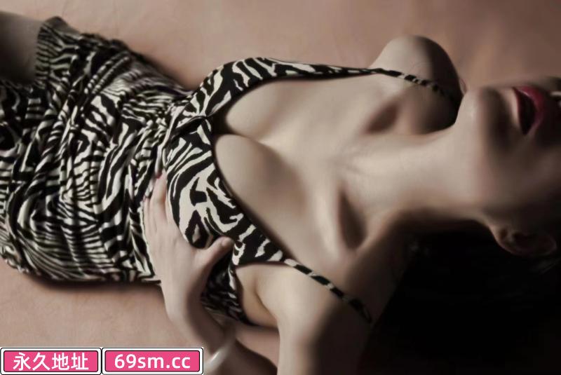 秦淮丰乳少妇