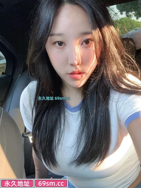E杯大奶川妹小欣