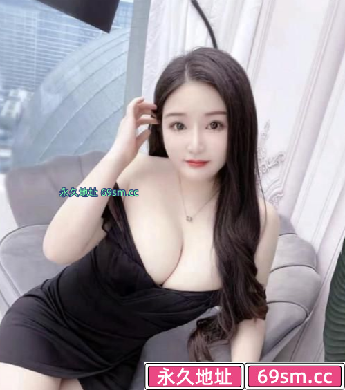 菲菲幼师大奶瓶